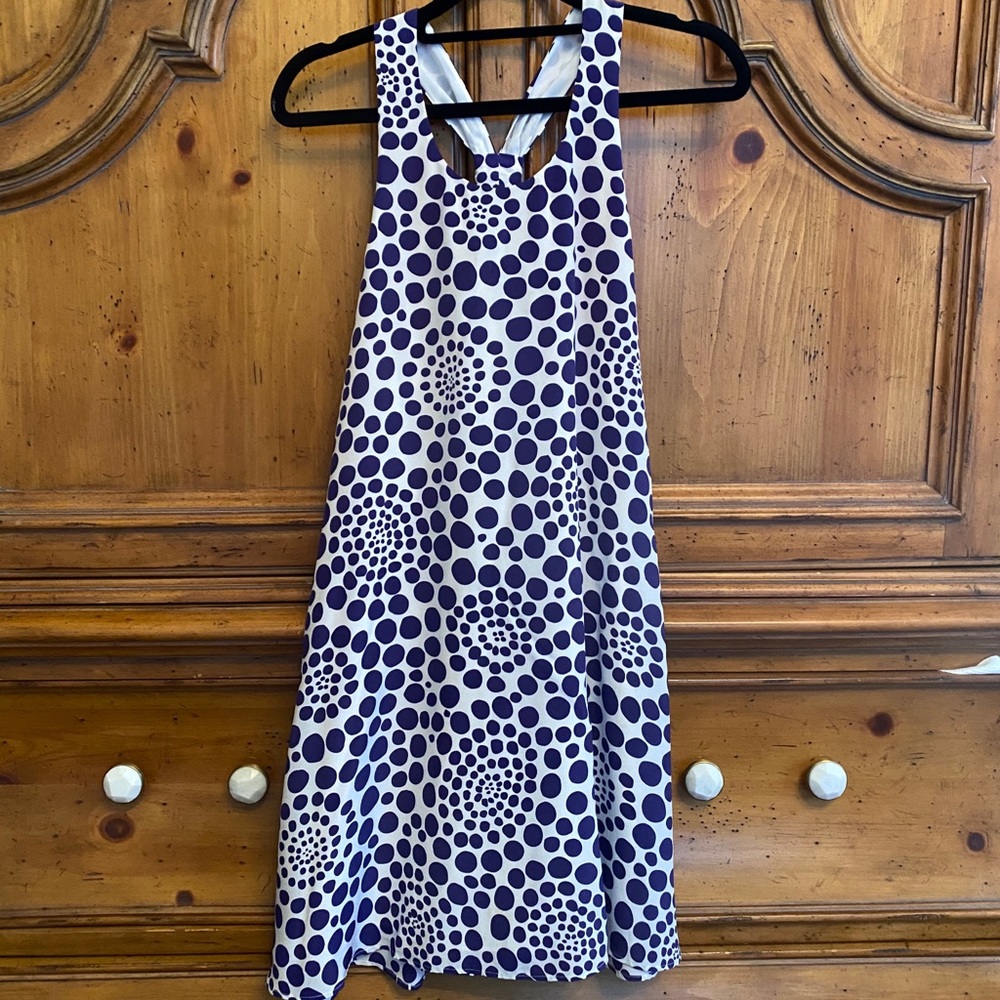 alice + olivia playful shift polka dot dress 💙🤍